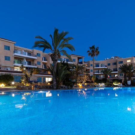 105 Kings Palace - Fabulous 2 Bed, 2 Bath, Large Patio With Garden - Sea Views Paphos Exterior foto