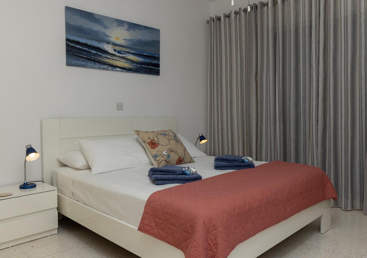 105 Kings Palace - Fabulous 2 Bed, 2 Bath, Large Patio With Garden - Sea Views Paphos Exterior foto