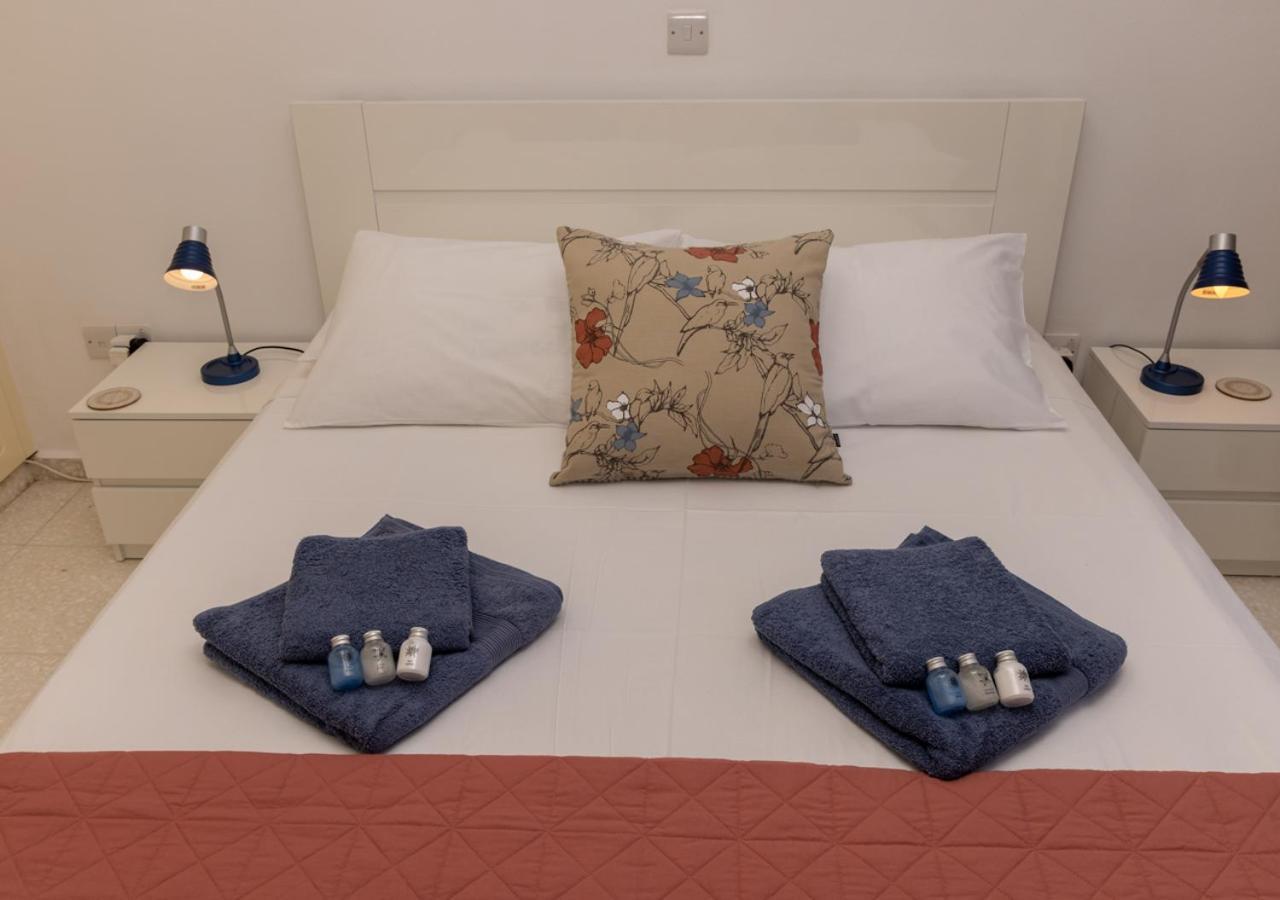 105 Kings Palace - Fabulous 2 Bed, 2 Bath, Large Patio With Garden - Sea Views Paphos Exterior foto