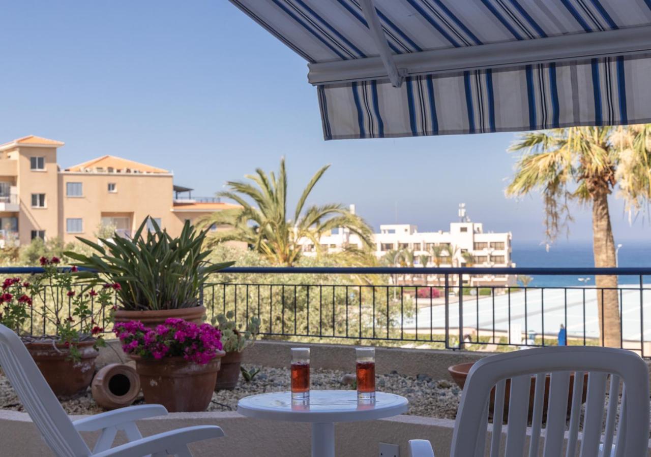 105 Kings Palace - Fabulous 2 Bed, 2 Bath, Large Patio With Garden - Sea Views Paphos Exterior foto