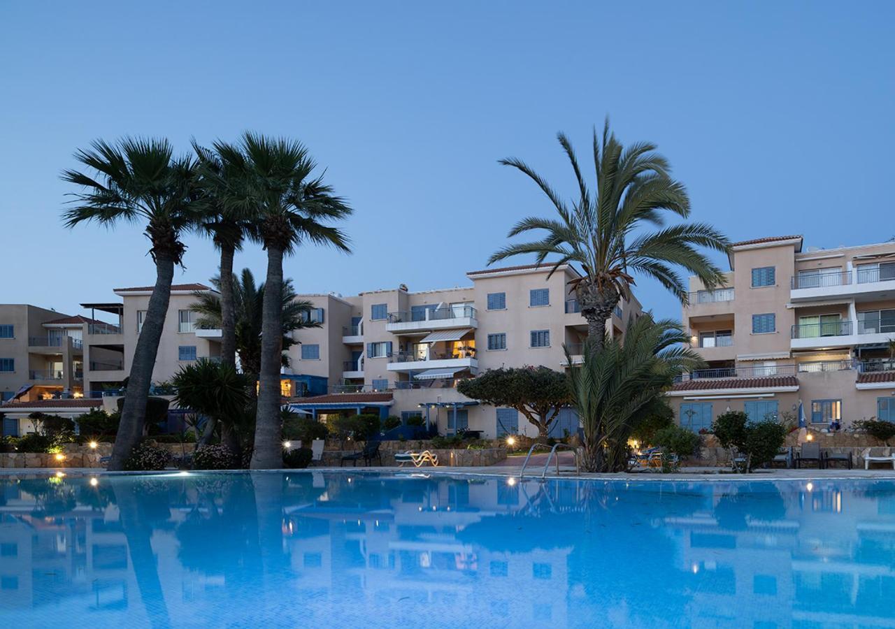 105 Kings Palace - Fabulous 2 Bed, 2 Bath, Large Patio With Garden - Sea Views Paphos Exterior foto