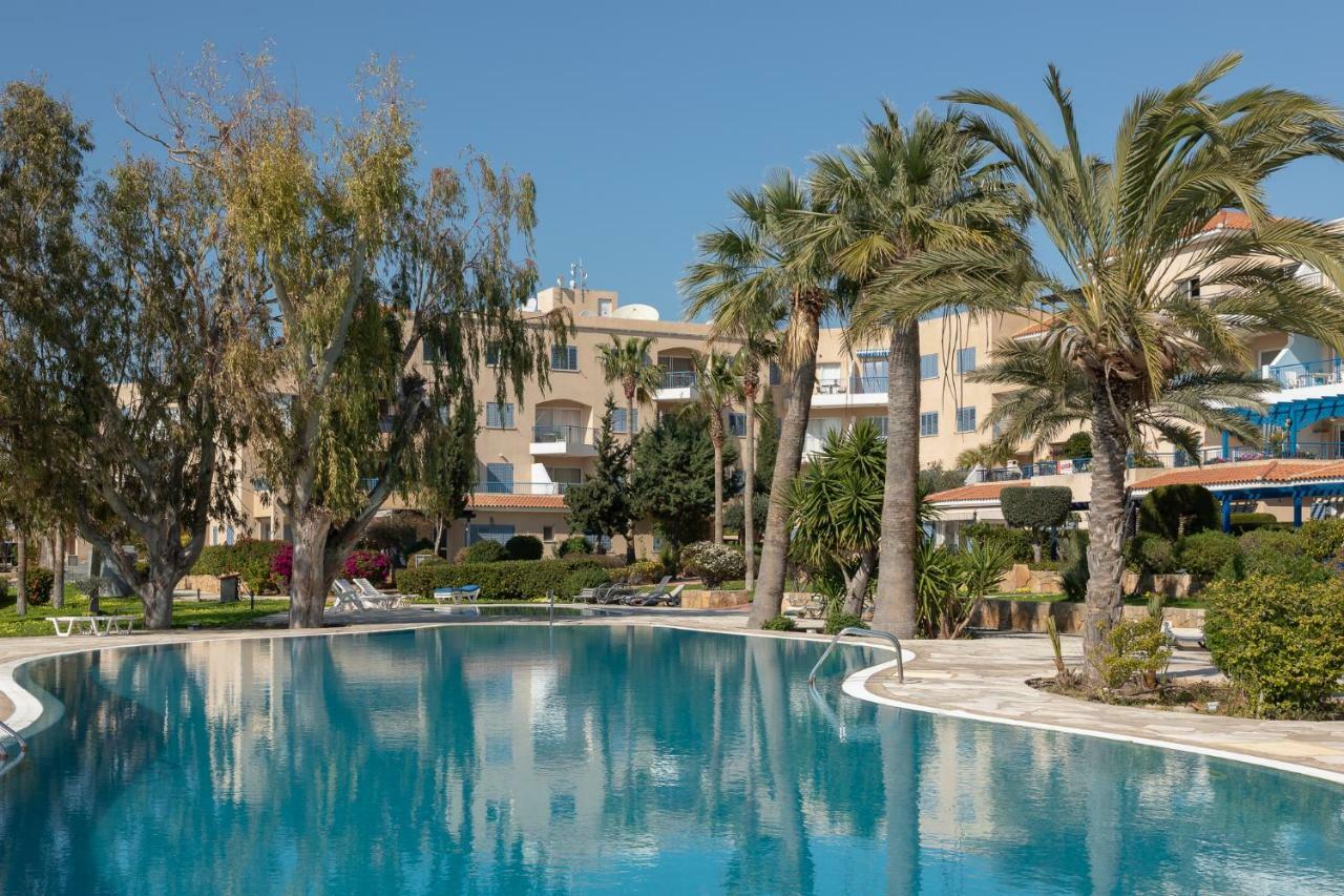 105 Kings Palace - Fabulous 2 Bed, 2 Bath, Large Patio With Garden - Sea Views Paphos Exterior foto