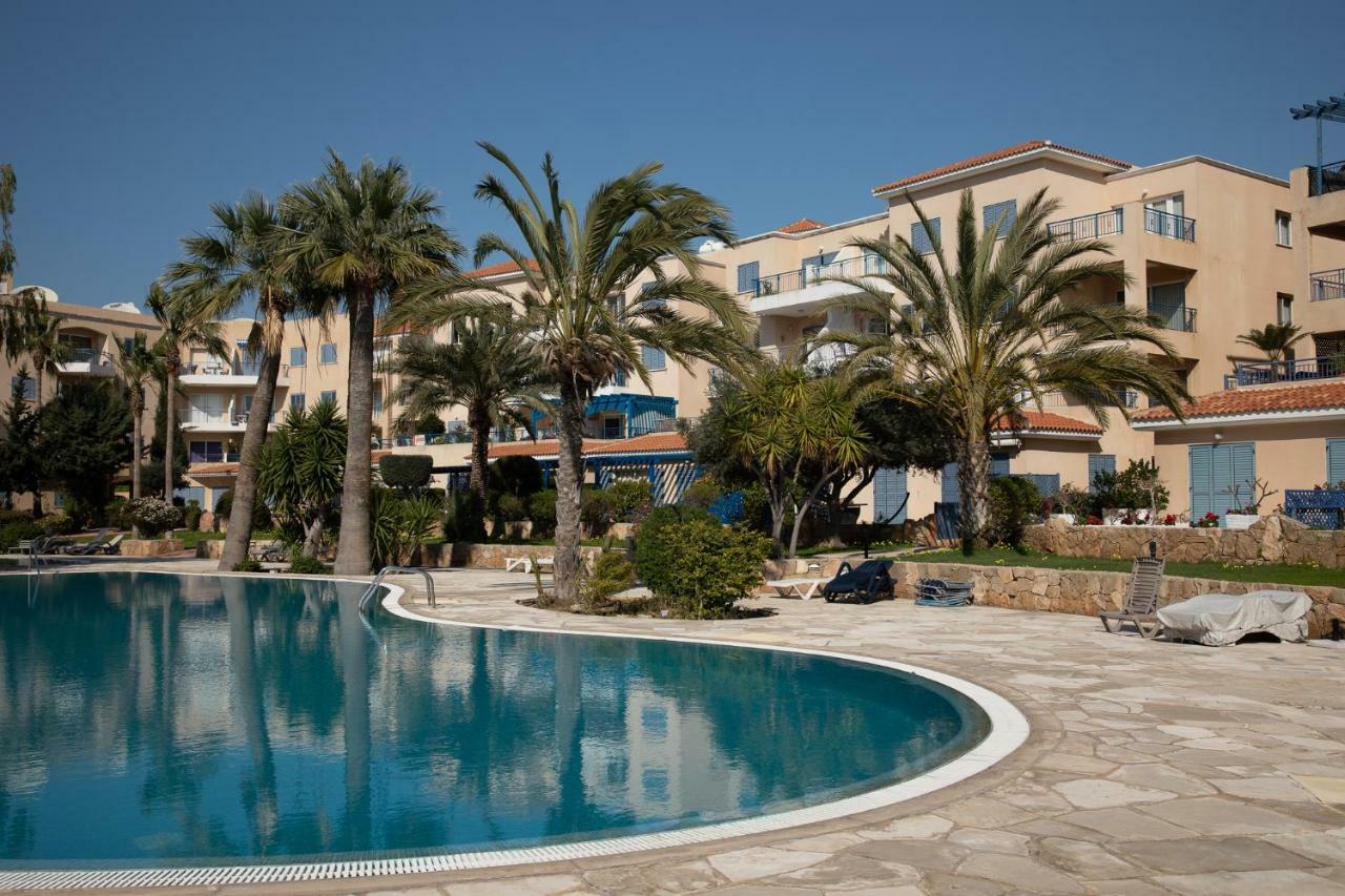 105 Kings Palace - Fabulous 2 Bed, 2 Bath, Large Patio With Garden - Sea Views Paphos Exterior foto
